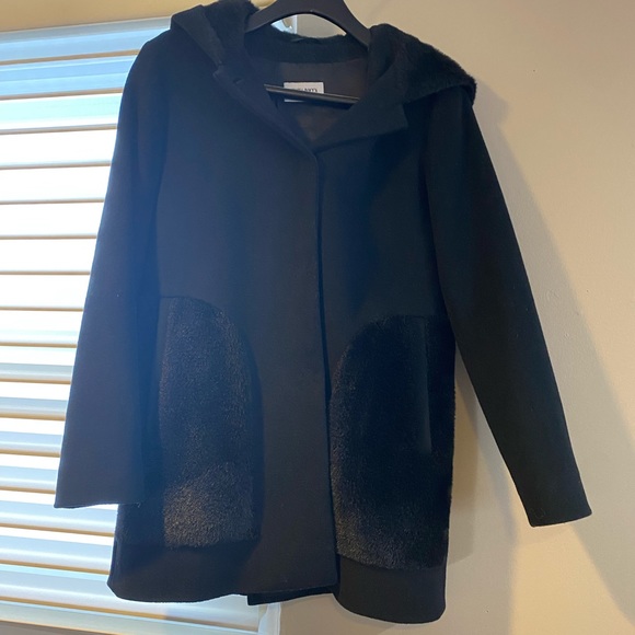 Cinzia Ricca Short black wool/cashmere blend short hooded coat - Picture 7 of 9